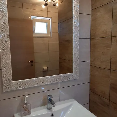 Apartament Palm Tree 1 Nin