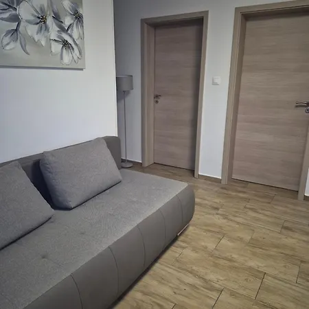 Palm Tree 1 Apartment Nin