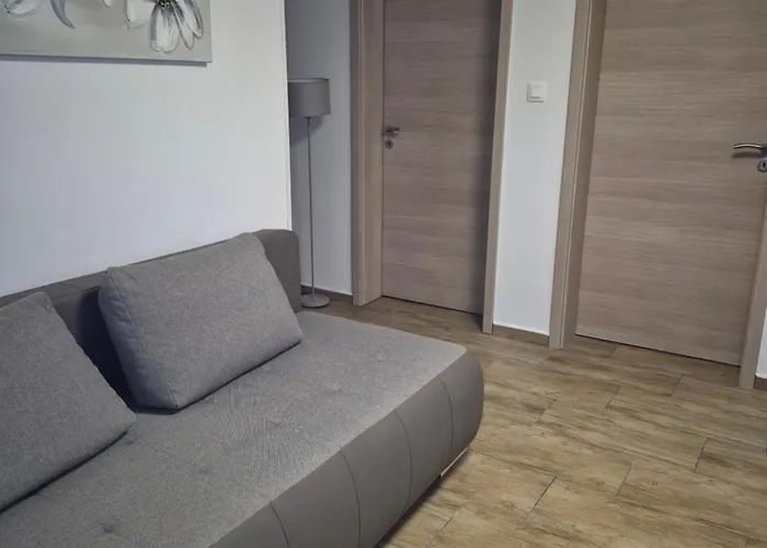 Palm Tree 1 Apartment Nin