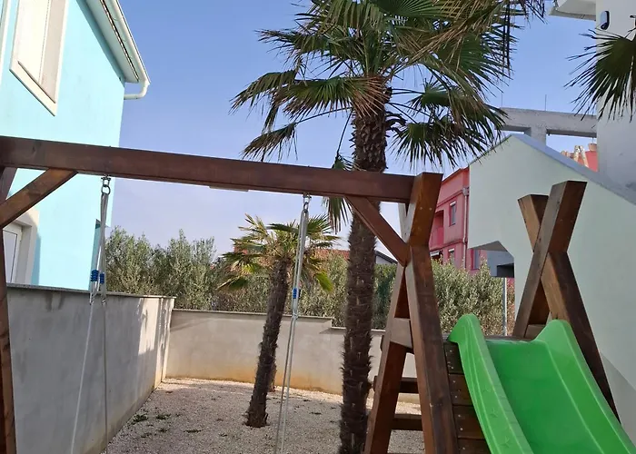 Palm Tree 1 Apartment *